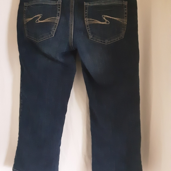 Silver Aiko Capri 31 - Picture 2 of 4